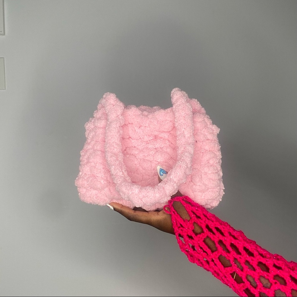 Super fluffy Shoulder Bag -Pink